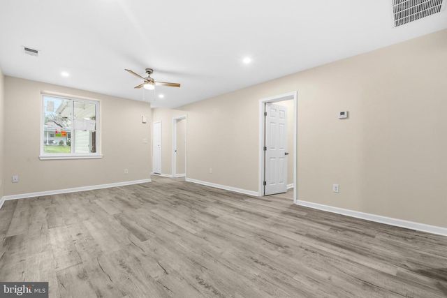 11901 SUN VALLEY DR, Hagerstown, MD 21742