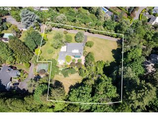 11385 S RIVERWOOD Rd, Portland, OR 97219