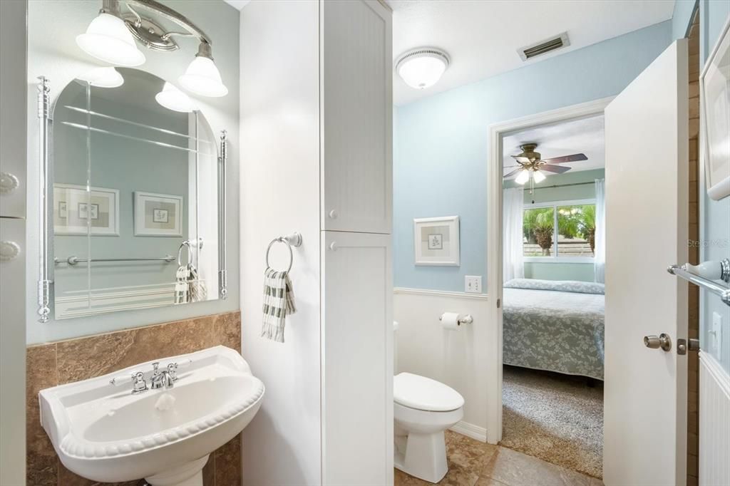 Image 17 of property listing at 1212 71ST STREET NW, Bradenton, FL 34209