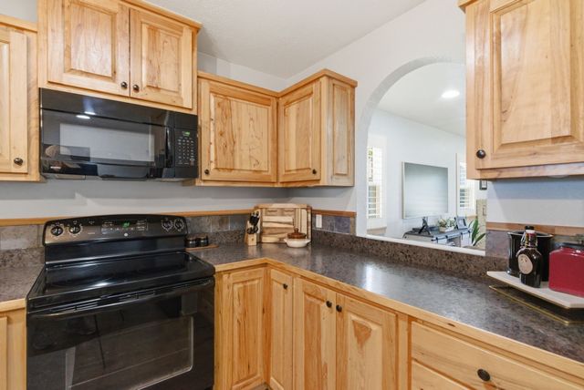 1198 Poe Prairie Road, Millsap, TX 76066