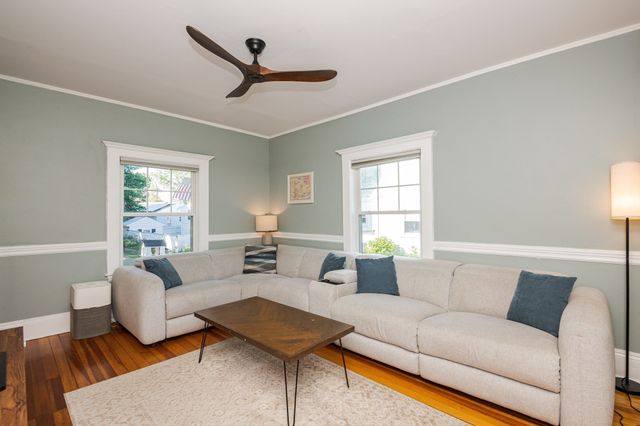 5 Sturtevant St, Beverly, MA 01915