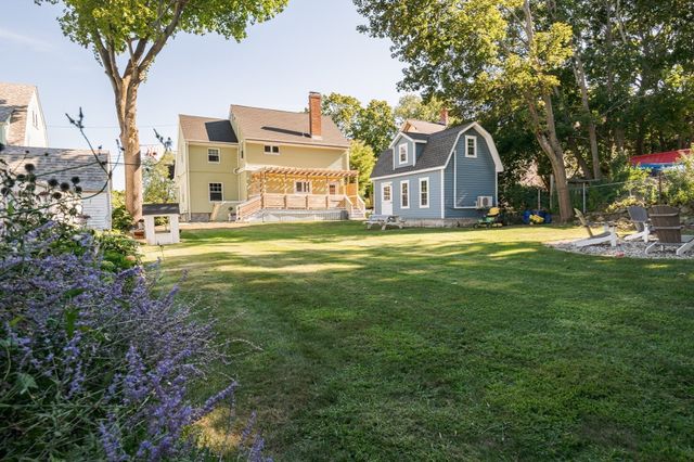 5 Sturtevant St, Beverly, MA 01915