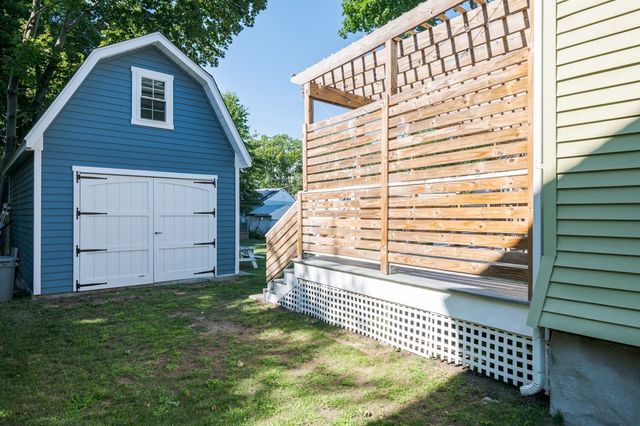 5 Sturtevant St, Beverly, MA 01915