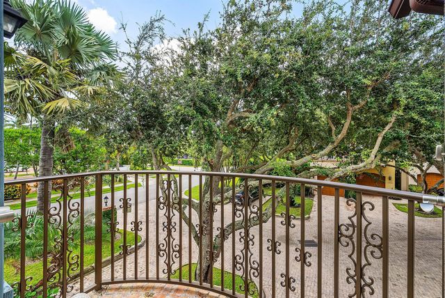 1031 Coralina Lane, Delray Beach, FL 33483