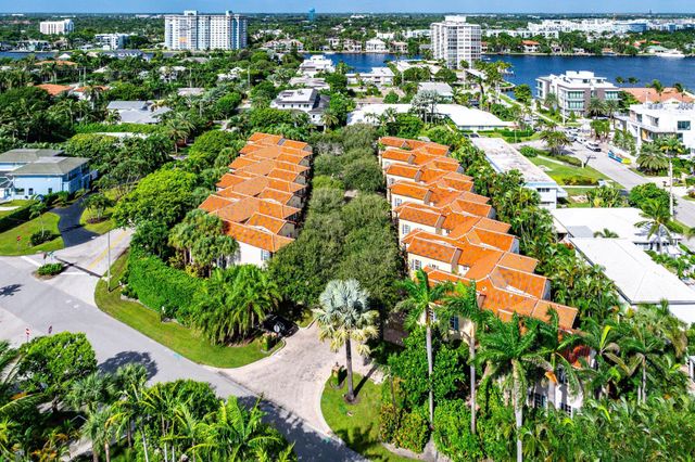 1031 Coralina Lane, Delray Beach, FL 33483