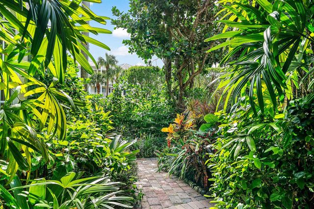 1031 Coralina Lane, Delray Beach, FL 33483