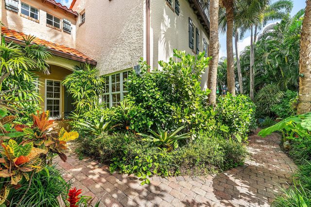 1031 Coralina Lane, Delray Beach, FL 33483