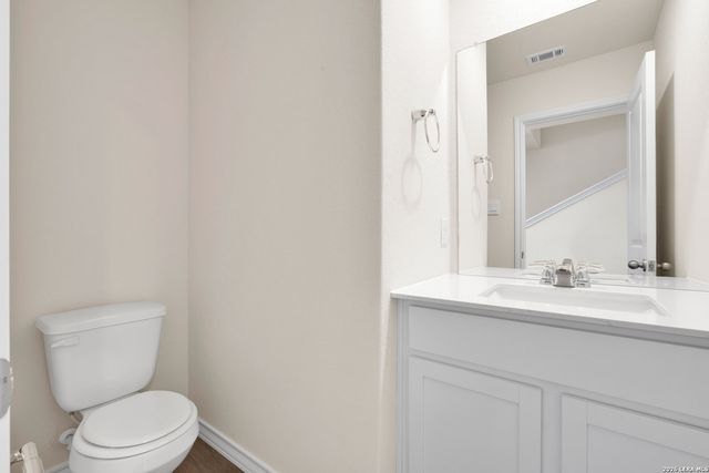 193 Ringed Plover, San Antonio, TX 78253