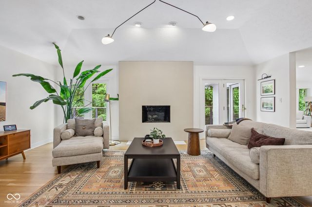 7655 Randue Court, Indianapolis, IN 46278