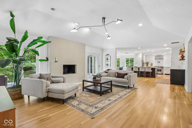 7655 Randue Court, Indianapolis, IN 46278