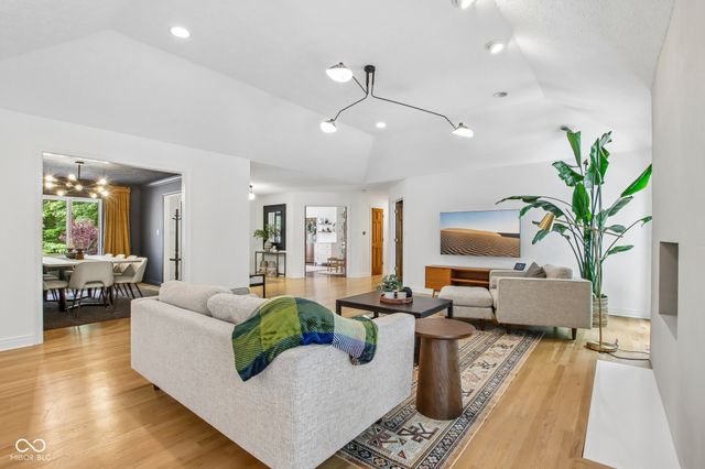 7655 Randue Court, Indianapolis, IN 46278