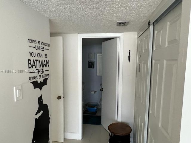 18061 Biscayne Blvd 1404, Aventura, FL 33160