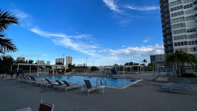 18061 Biscayne Blvd 1404, Aventura, FL 33160