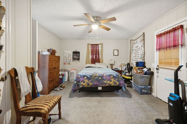 4901 Highway 52, W, Lafayette, TN 37083