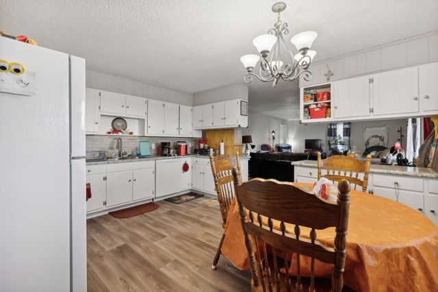 4901 Highway 52, W, Lafayette, TN 37083