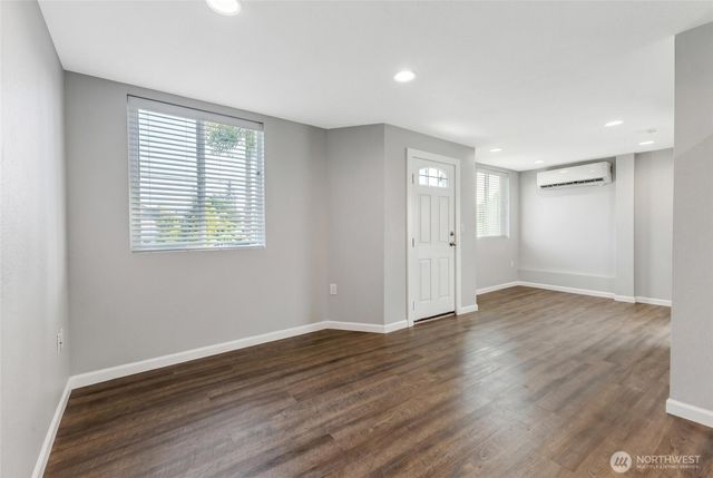 1102 N Sheridan Avenue, Tacoma, WA 98403