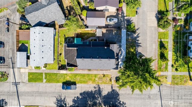 1102 N Sheridan Avenue, Tacoma, WA 98403