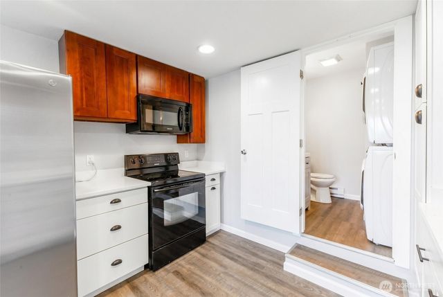 1102 N Sheridan Avenue, Tacoma, WA 98403
