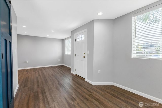 1102 N Sheridan Avenue, Tacoma, WA 98403