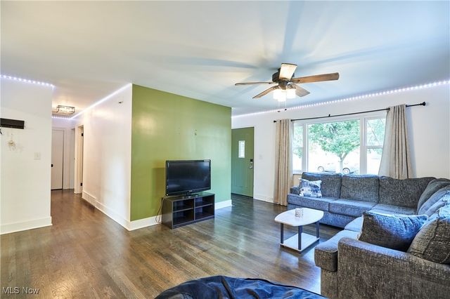 635 N Hawkins Avenue, Akron, OH 44313