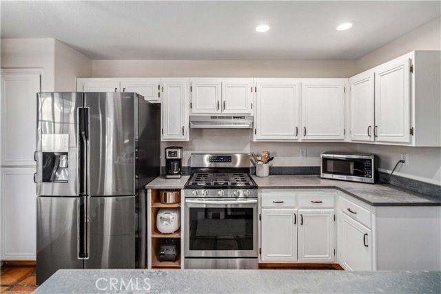 3340 Brabham Avenue, Rosamond, CA 93560