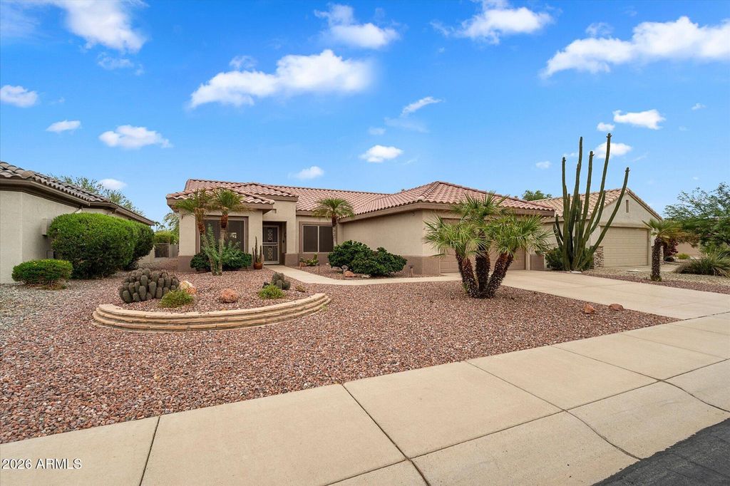 15104 W PINEHURST Lane, Surprise, AZ 85374 — exterior