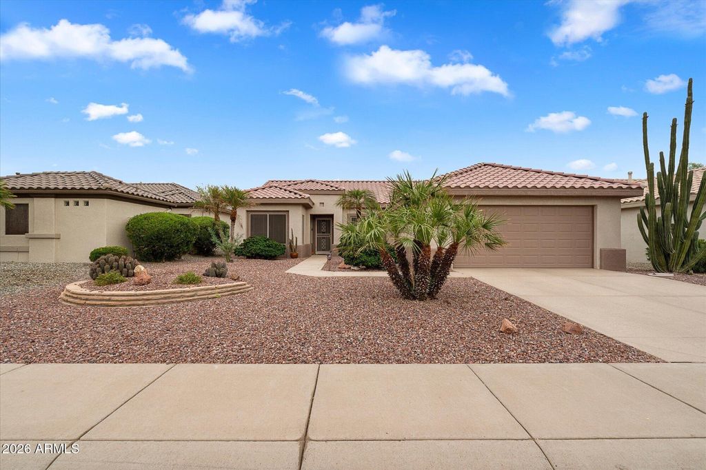 15104 W PINEHURST Lane, Surprise, AZ 85374 — photo 2