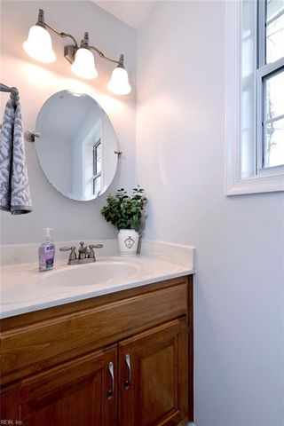 3624 Nelms LN, Williamsburg, VA 23185