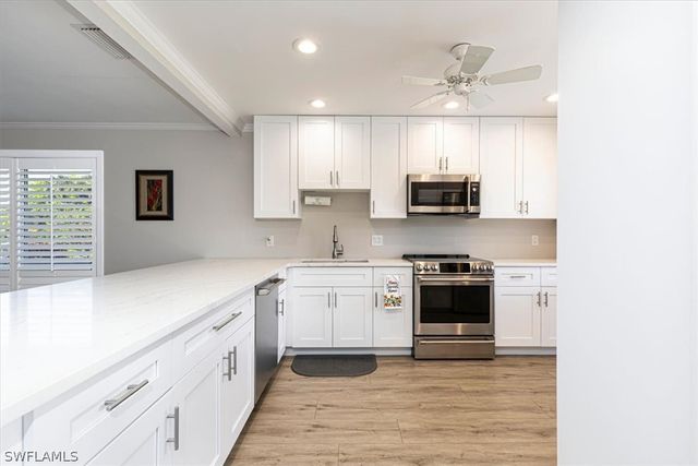 51 Glades BLVD 1531, Naples, FL 34112