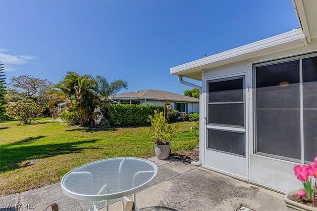 51 Glades BLVD 1531, Naples, FL 34112