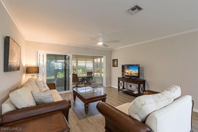 51 Glades BLVD 1531, Naples, FL 34112