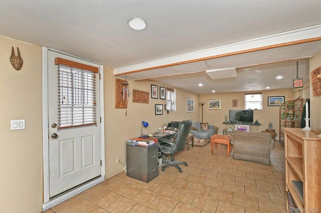 540 W Olive Street, Long Beach, NY 11561