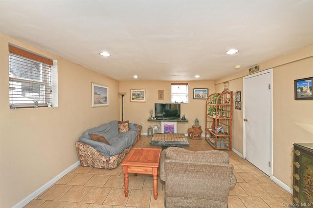 540 W Olive Street, Long Beach, NY 11561