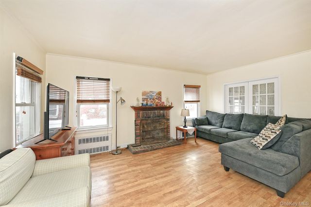 540 W Olive Street, Long Beach, NY 11561