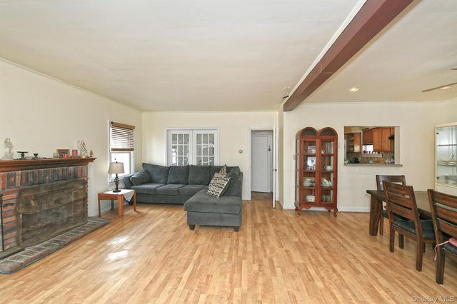 540 W Olive Street, Long Beach, NY 11561