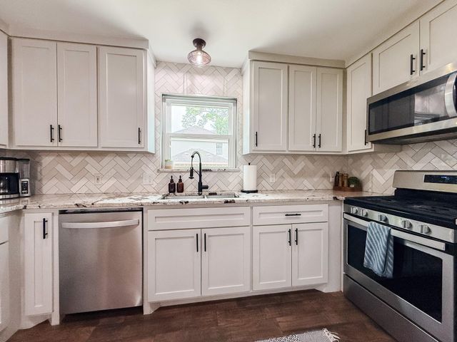 17510 Sorrel Ridge Drive, Spring, TX 77388
