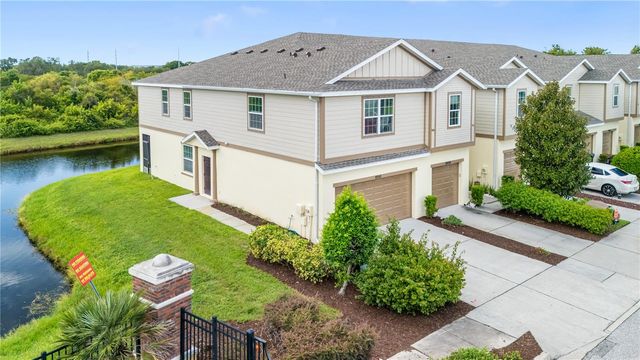 8961 TURNSTONE HAVEN PLACE, Tampa, FL 33619