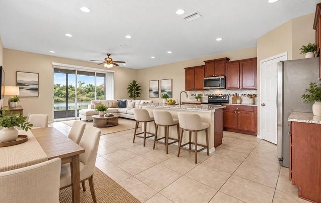 8961 TURNSTONE HAVEN PLACE, Tampa, FL 33619