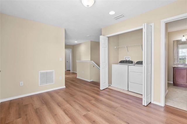 8961 TURNSTONE HAVEN PLACE, Tampa, FL 33619
