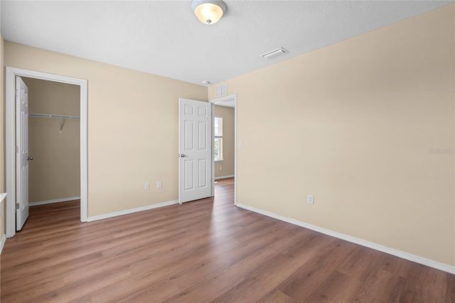 8961 TURNSTONE HAVEN PLACE, Tampa, FL 33619