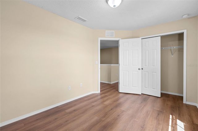8961 TURNSTONE HAVEN PLACE, Tampa, FL 33619