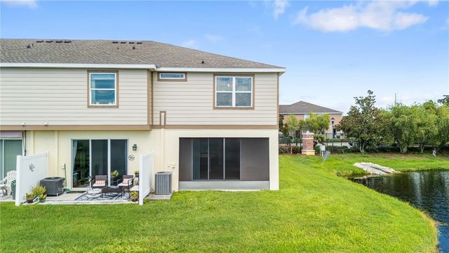8961 TURNSTONE HAVEN PLACE, Tampa, FL 33619
