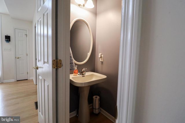 115 ANGELA LN, York, PA 17402