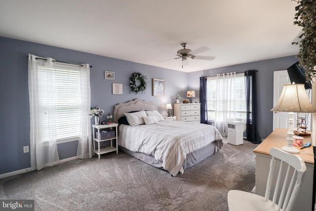 115 ANGELA LN, York, PA 17402