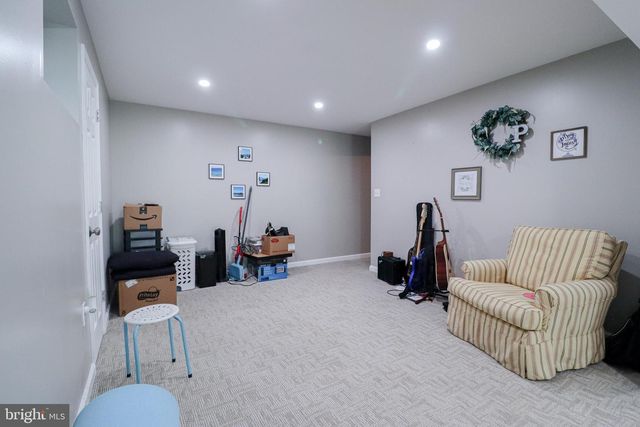 115 ANGELA LN, York, PA 17402