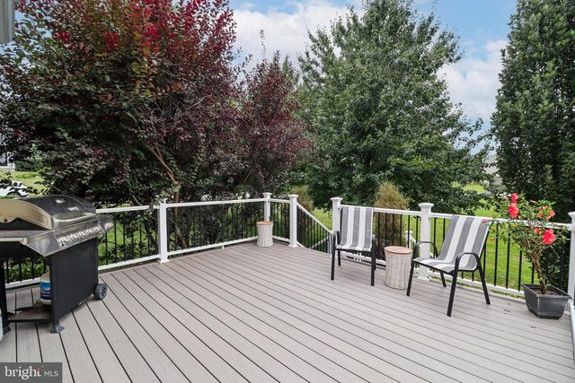 115 ANGELA LN, York, PA 17402