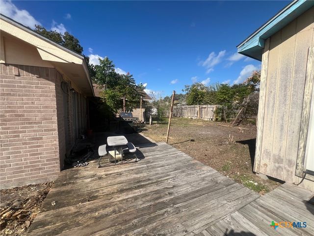 114 Chevy Chase Street, Port Lavaca, TX 77979