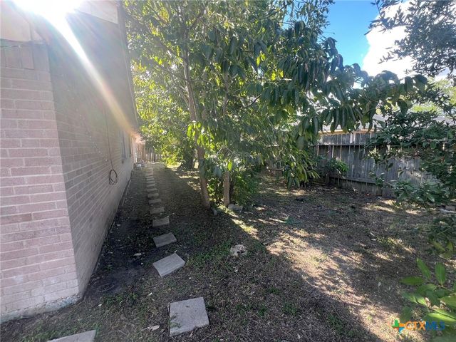 114 Chevy Chase Street, Port Lavaca, TX 77979