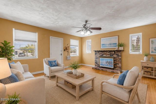 516 Wisteria Road, Daytona Beach, FL 32118