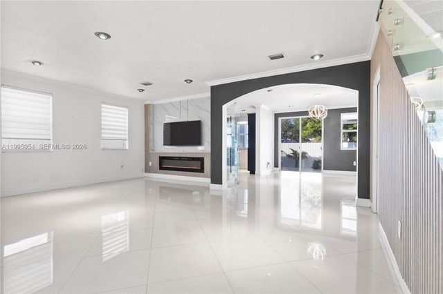 2424 SW 152nd Path, Miami, FL 33185